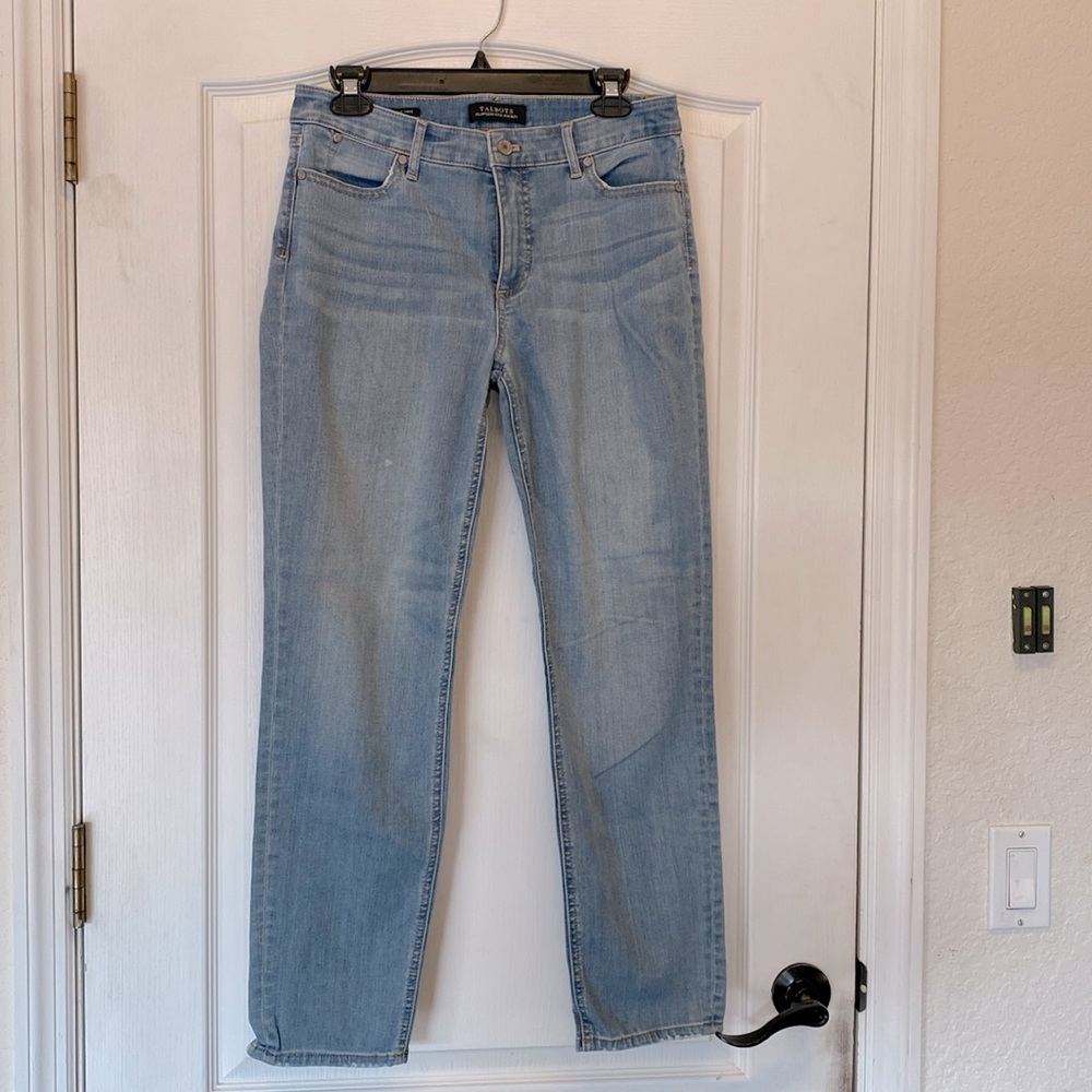 Flawless Five-Pocket Slim Ankle Denim Jeans CA# 23147 Medium Wash